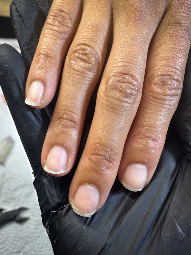 Manos cuidadas por Flor - Detalle de manicuría sin torno